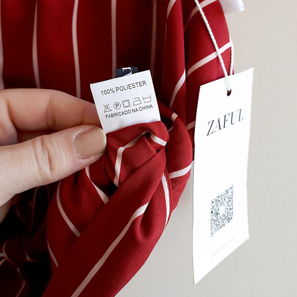 ZAFUL Bowknot Pinstripe Cut Out Cropped Tank Top in Red - Picture 8 of 11